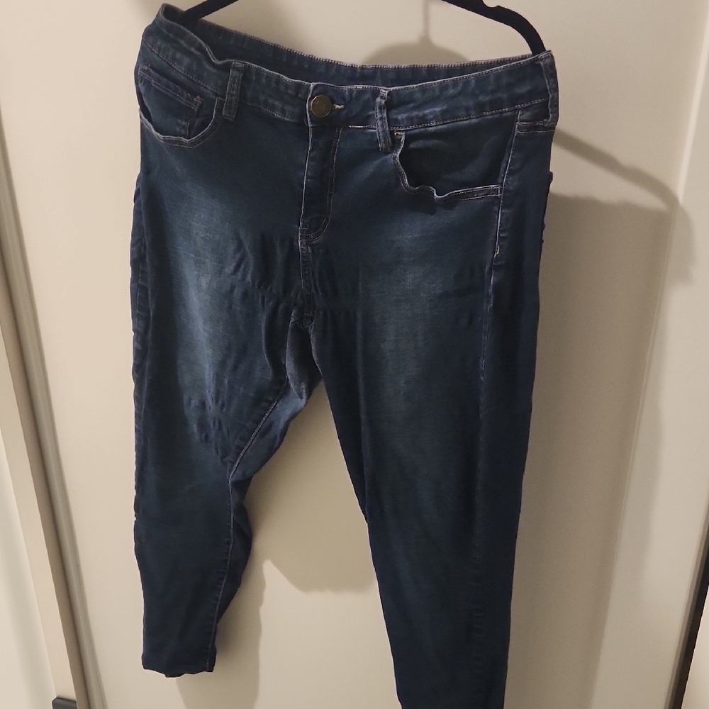 Blue Jeggings with Lived-In Look and Contrast Stitching